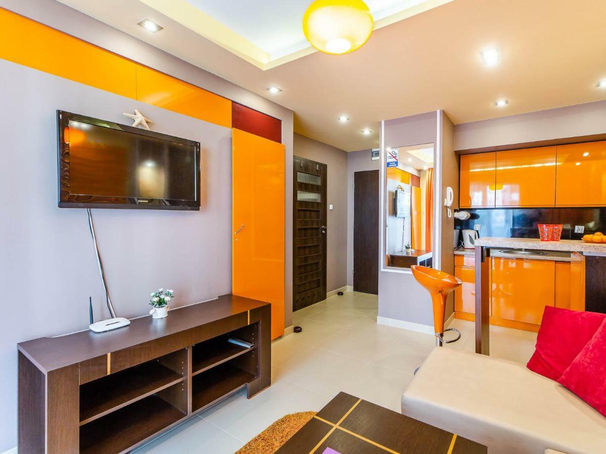 Apartament Pomaranczowy Z Basenem,Sauna-Blisko Morza. Kołobrzeg Buitenkant foto